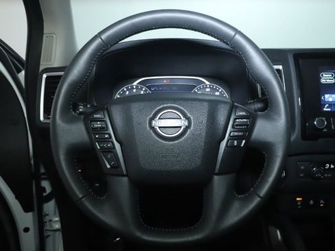 Certified 2024 Nissan Frontier SV w/ Hardbody Edition image 21