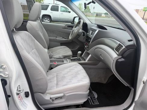 Used 2010 Subaru Forester 2.5X Premium AWD/4WD image 6