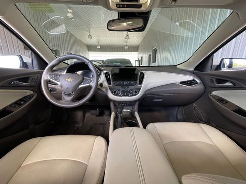 Used 2024 Chevrolet Malibu LT image 31