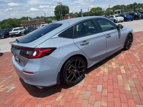 Used 2024 Honda Civic Sport Touring image 9