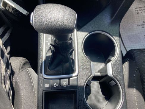 Used 2022 Kia Sportage LX image 24