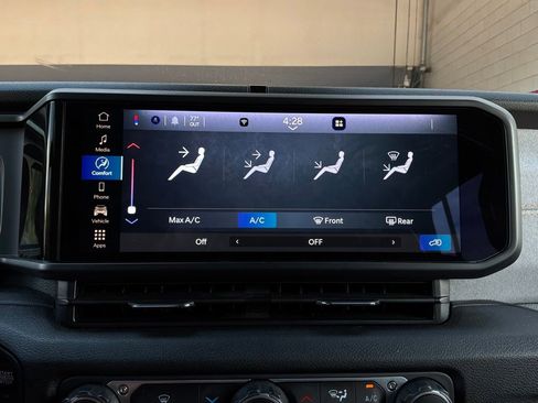 Used 2025 Jeep Wrangler Unlimited Sport AWD/4WD image 26