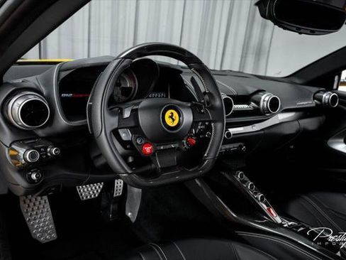 Used 2018 Ferrari 812 Superfast RWD image 42