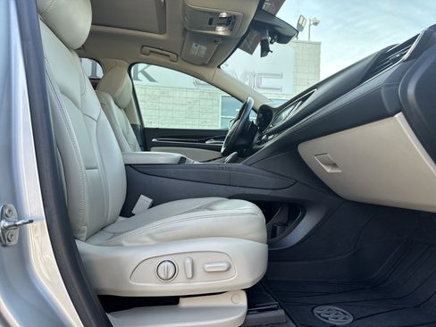 Used 2020 Buick Enclave Essence w/ Sound and Sites Package image 30