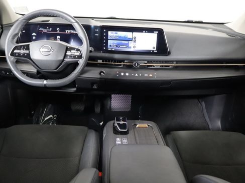 Used 2023 Nissan Ariya FWD image 7