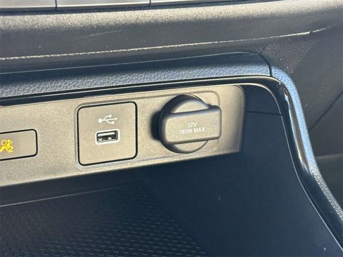 Certified 2025 Honda CR-V LX image 27