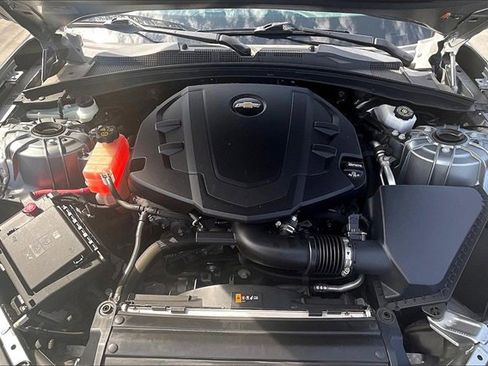 Used 2023 Chevrolet Camaro LT image 10