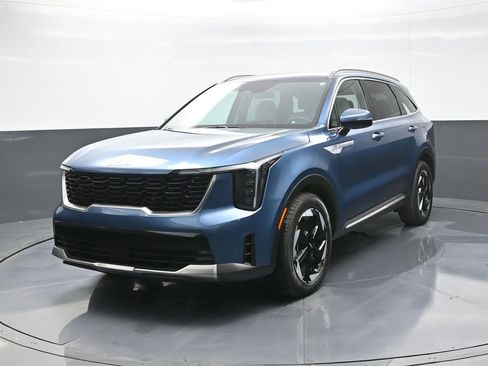 New 2025 Kia Sorento EX image 4