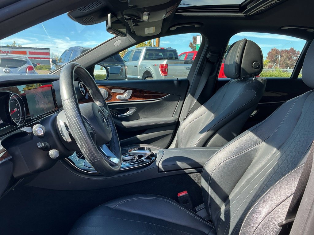 Used 2017 Mercedes-Benz E 300 4MATIC image 12