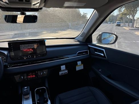 New 2026 Mitsubishi Outlander AWD image 28