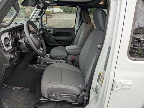 New 2026 Jeep Wrangler Unlimited Sport AWD/4WD image 9