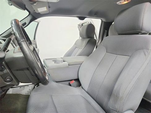 Used 2012 Ford F150 XLT w/ XLT Chrome Pkg image 19