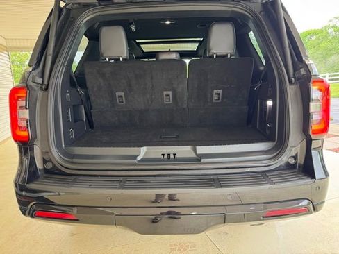 Used 2024 Ford Expedition Limited AWD/4WD image 34