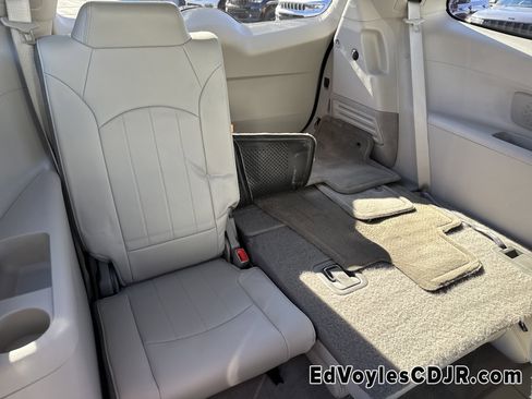 Used 2016 Buick Enclave Premium w/ Experience Buick Package image 21