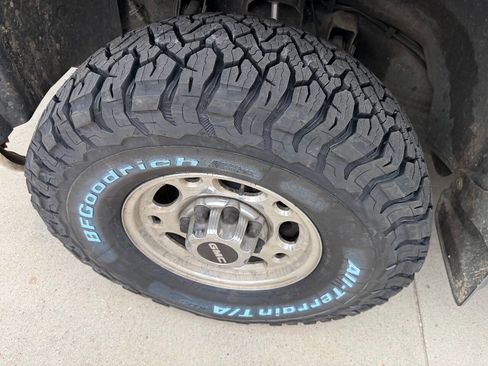 Used 2007 GMC Sierra 2500 SLE w/ Heavy-Duty Power Package image 21