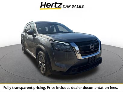 Used 2025 Nissan Pathfinder SV