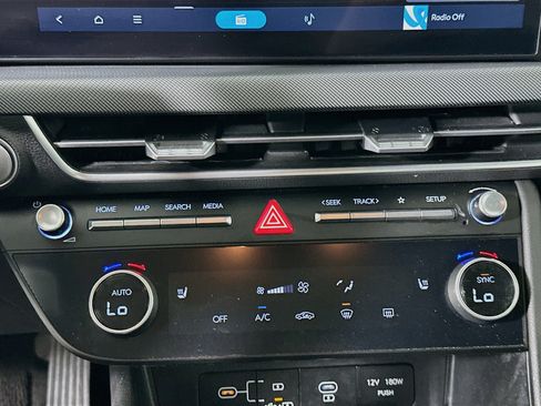 Used 2025 Hyundai Sonata SEL FWD image 23