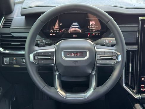 New 2026 GMC Acadia Elevation FWD image 18