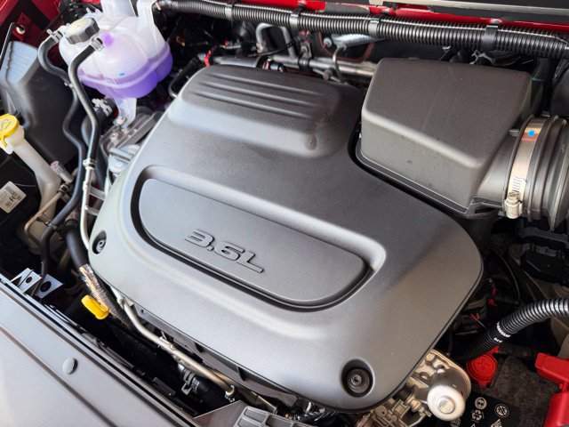New 2026 Chrysler Pacifica Select AWD/4WD image 12