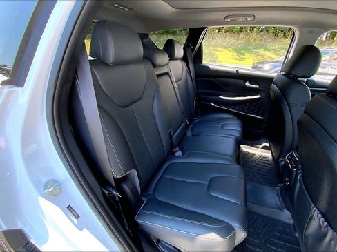 Used 2022 Hyundai Santa Fe Limited AWD/4WD image 25