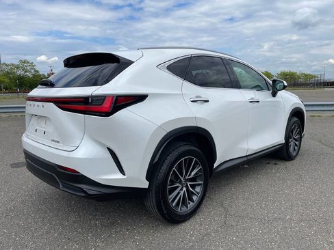Used 2024 Lexus NX 250 FWD w/ Cold Area Package image 7