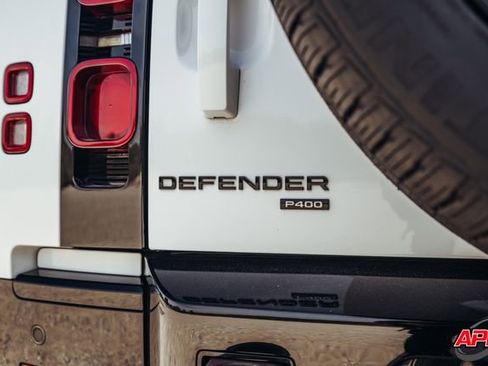 Used 2022 Land Rover Defender 110 X-Dynamic HSE image 34