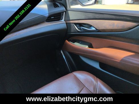Used 2017 Cadillac Escalade ESV Luxury AWD/4WD image 20