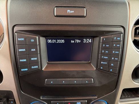 Used 2013 Ford F150 XLT w/ Luxury Equipment Group AWD/4WD image 9