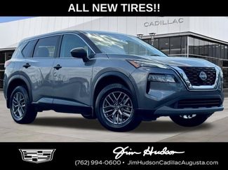Used 2023 Nissan Rogue S FWD video 1
