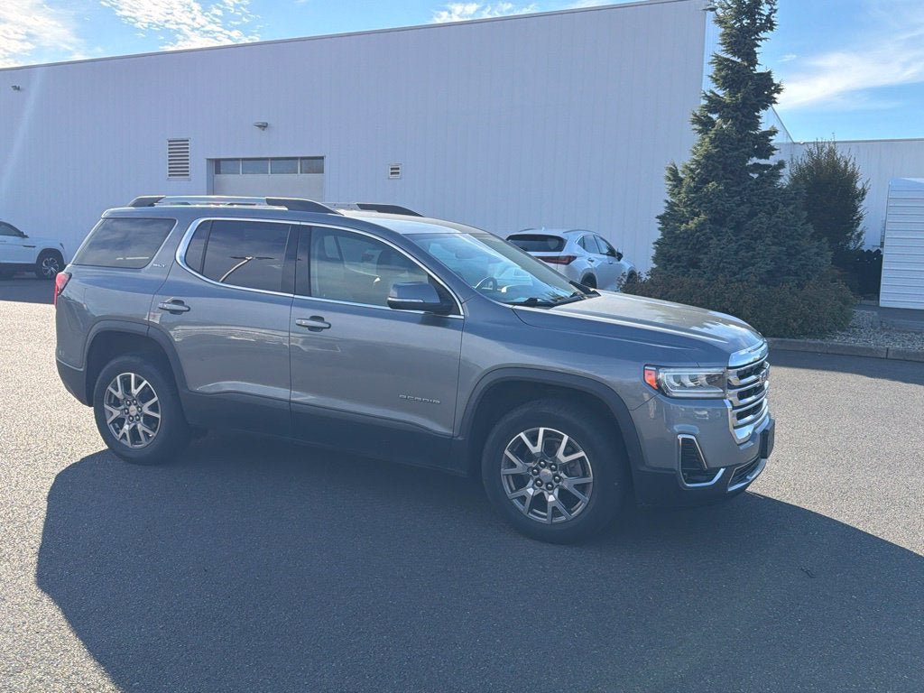 Used 2020 GMC Acadia SLT AWD/4WD image 3