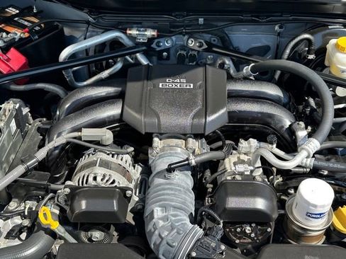 Used 2022 Toyota GR86 Premium w/ ALL Weather Mat Package (TMS) RWD image 12