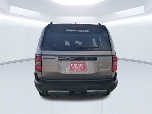 Used 2025 Toyota Land Cruiser w/ Premium Package AWD/4WD image 7