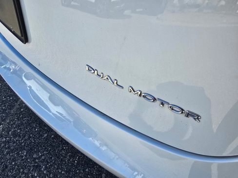 Used 2022 Tesla Model 3 Long Range image 17