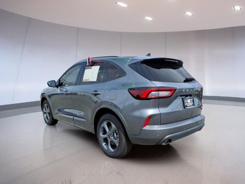 Used 2023 Ford Escape ST-Line w/ Tech Pack #1 AWD/4WD image 3