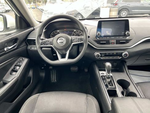 Used 2020 Nissan Altima 2.5 S image 7
