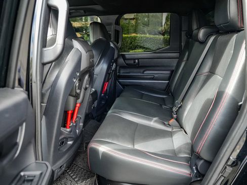 Used 2025 Toyota Tacoma TRD Pro AWD/4WD image 20