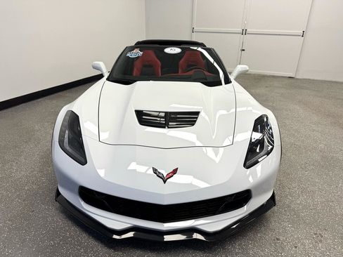 Used 2017 Chevrolet Corvette Z06 image 2