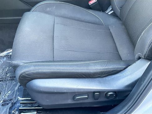Used 2022 Subaru Legacy Premium AWD/4WD image 19