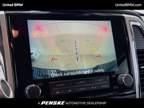 Used 2021 Nissan Titan SV w/ SV Convenience Package image 9