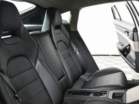 New 2025 Porsche Panamera 4 image 23