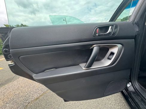 Used 2005 Subaru Legacy 2.5i Limited AWD/4WD image 14