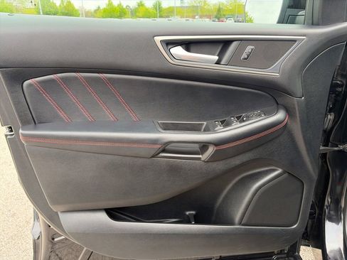 Used 2022 Ford Edge ST-Line AWD/4WD image 13