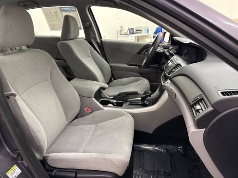 Used 2013 Honda Accord LX image 20
