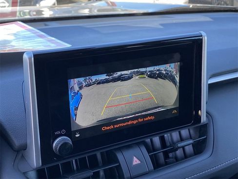 Certified 2025 Toyota RAV4 LE image 28