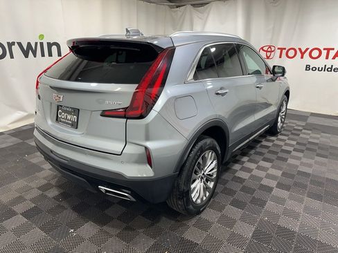 Used 2025 Cadillac XT4 Premium Luxury image 8