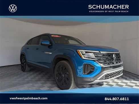 New 2025 Volkswagen Atlas Cross Sport SE w/ Panoramic Sunroof Package image 1