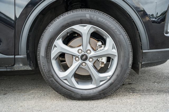 Used 2025 Ford Escape ST-Line Select AWD/4WD image 22