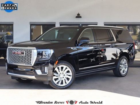Used 2021 GMC Yukon XL Denali w/ Denali Premium Package image 1