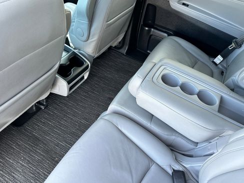 Used 2024 Honda Odyssey EX-L image 13