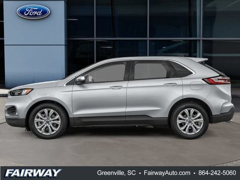 Used 2024 Ford Edge Titanium AWD/4WD image 3